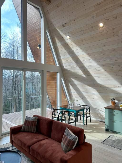 Fox Ridge-Black Alder Lodging Logan Eksteriør billede